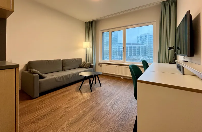 Fritz Tower - Möbliertes Studio im 15. OG mit Concierge und Gym — photo 1